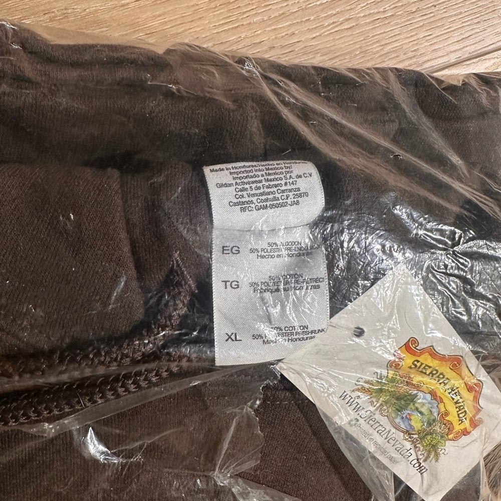 NWT Brown Sierra Nevada Hoodie XL - Picture 2 of 2
